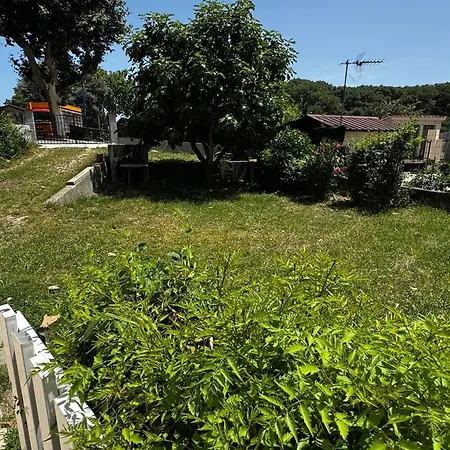 Charmante Maison De Village A Avec Jardin Et Climatisation - Fr-1-732-110 بيت للعطل